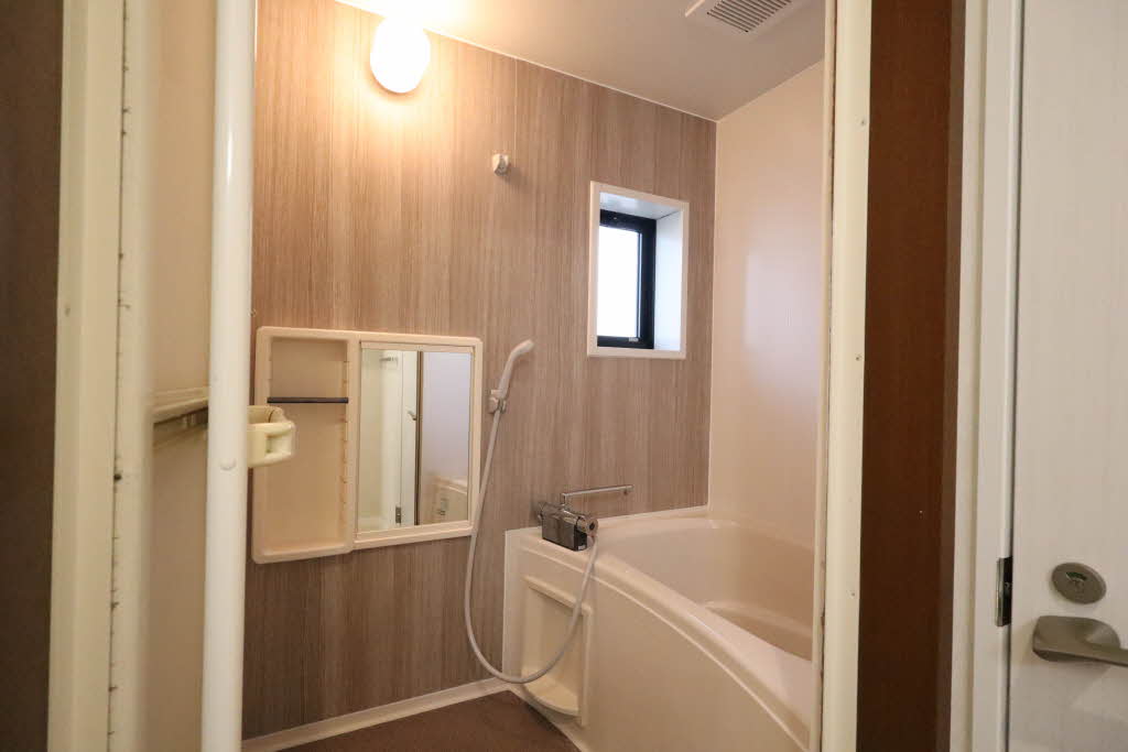 アドバンテージ B105号-10