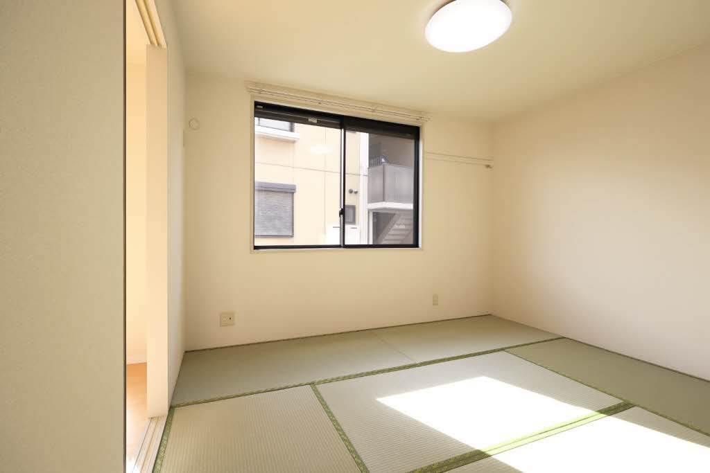 オーシャンビュー若松 B102号-9