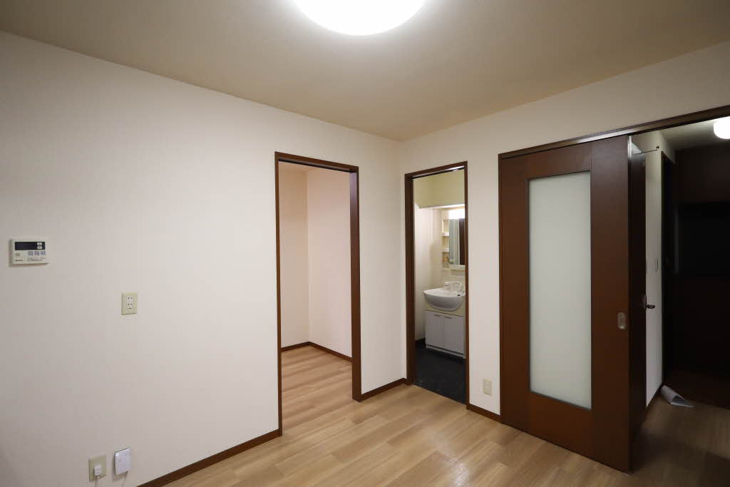 ヴァリュージュ　ハイム C202号-6