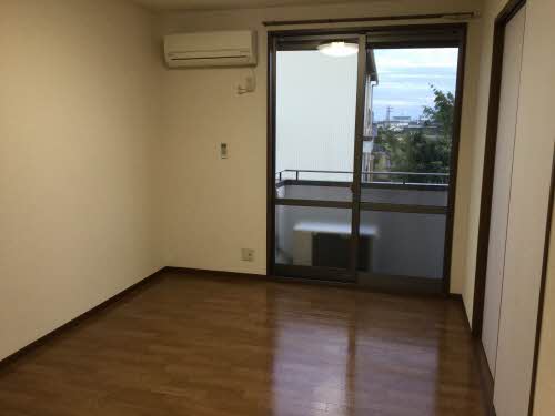 ヴァリュージュ　ハイム D201号-5