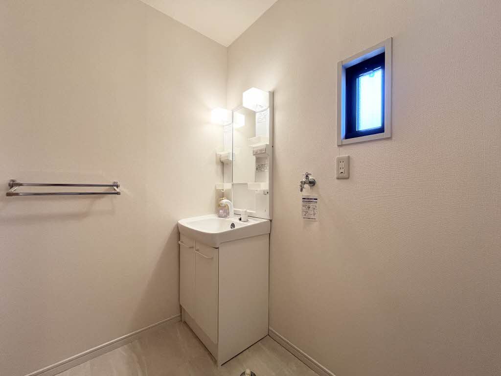 リブェール A203号-4