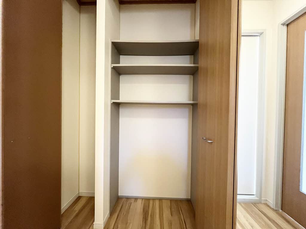 リブェール A203号-12