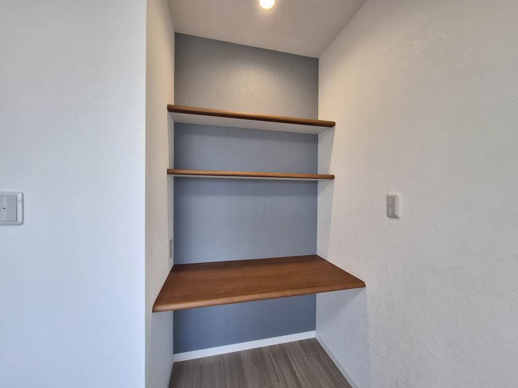 ファミーユ殿池 A202号-9