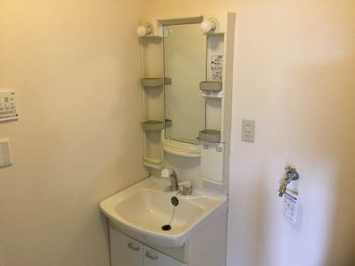 メゾン　プレミール C202号-12