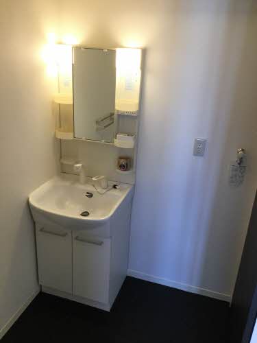 サンハイム北島 B202号-5