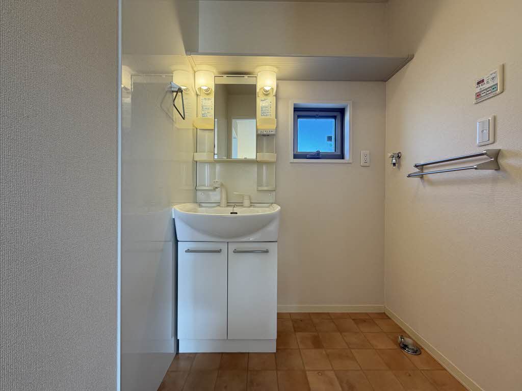 レゾナンス２１ A103号-5