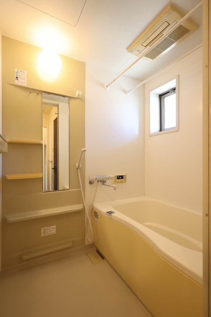 フルール中郷 A202号-7