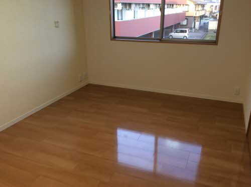 ファミーリエ B205号-5