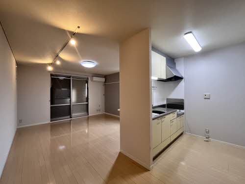 メゾンエスベランサ 0201号-8