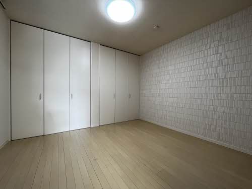 エミージュ 0102号-8