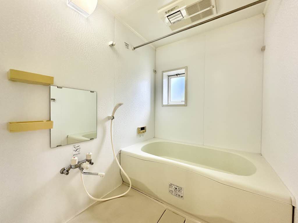 ユートピア東山 F201号-14