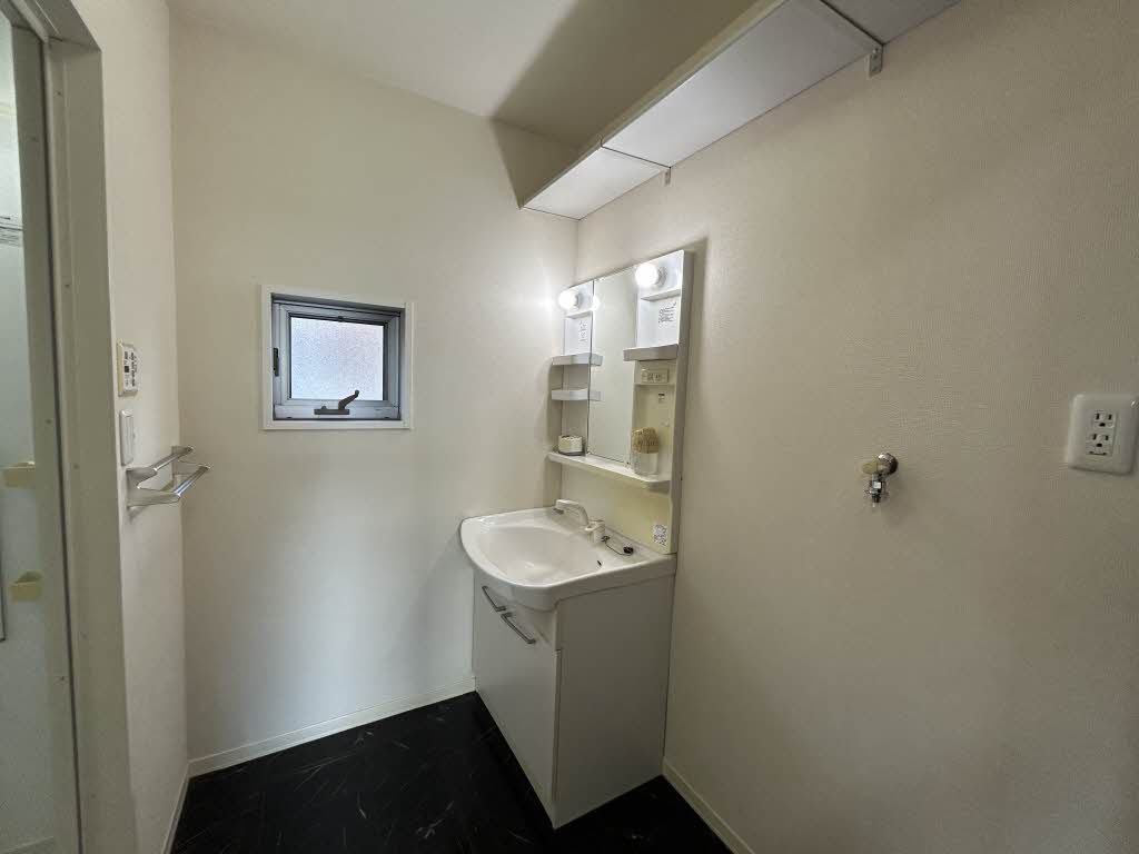 ラフィーネ C103号-10