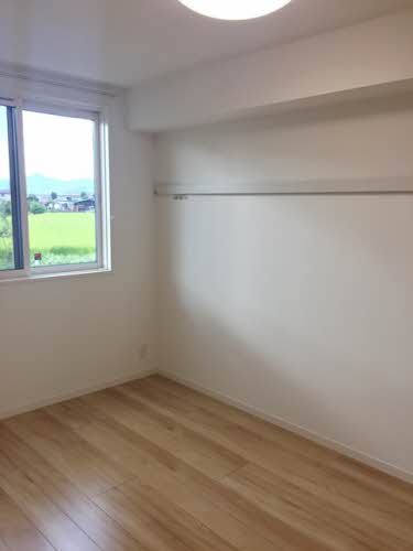 シャーメゾンカラマ 0105号-5