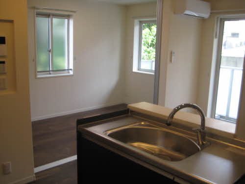 Ｎｏｒｔｈ　Ｖｉｌｌａ　芳野 0302号-2