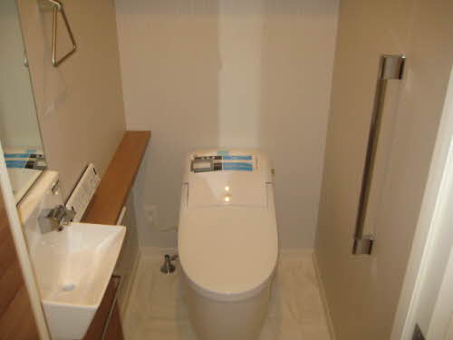 Ｎｏｒｔｈ　Ｖｉｌｌａ　芳野 0302号-8