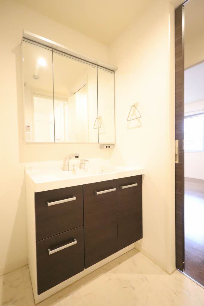 Ｆｒｉｅｎｄｓ．北丸之内 0301号-5