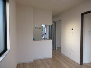 サンビレッジ石川 B201号-3