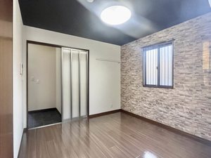 アゼリア大岡 B101号-3