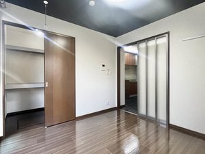 アゼリア大岡 B101号-4