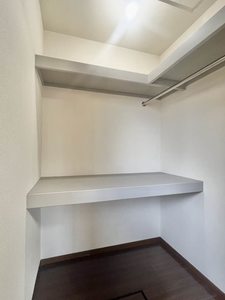 アゼリア大岡 B101号-12