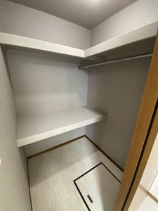 アゼリア大岡 B102号-6