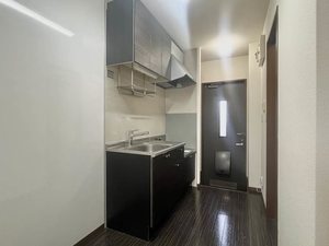 アゼリア大岡 B103号-5