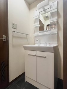 アゼリア大岡 B103号-9