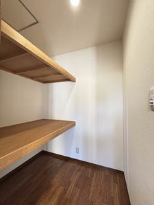 ヴィアーレ B201号-5