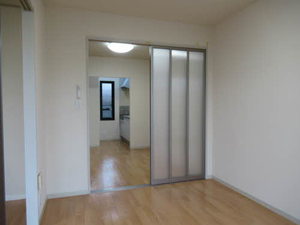 パティオ B102号-3