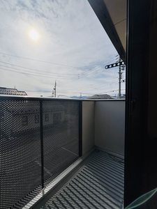 メゾン・ド・ルミエール A202号-13