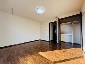 メゾン・ド・ルミエール B201号-4