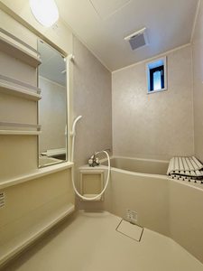 メゾン・ド・ルミエール B201号-10