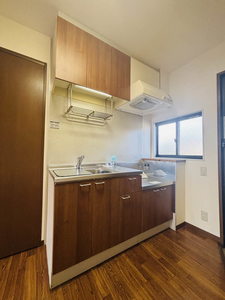 メゾン・ド・ルミエール B202号-7