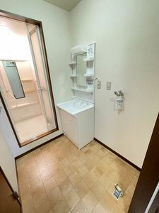 シャーメゾンランブル A102号-8