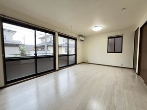 シャーメゾンランブル E101号-2