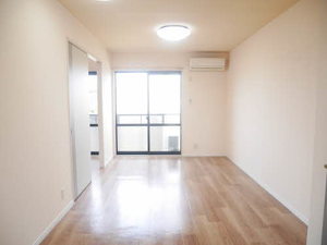 ウィンディー南楠 B202号-1