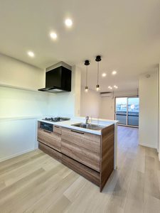 フォーレス長土呂 A202号-1