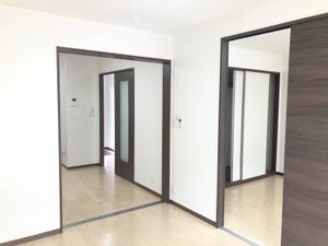 メゾン平岡 0102号-2