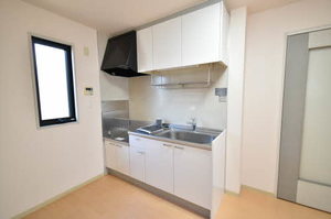 グローリア B102号-6