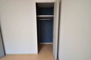 グローリア B102号-9