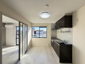 ミレニアム 0102号-9