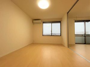 シャーメゾンＥ－ｃｅｎｔｒｅ 0202号-3