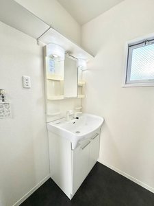 リエールみよし 0202号-7