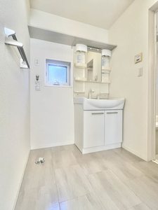 エモシオン 0102号-7