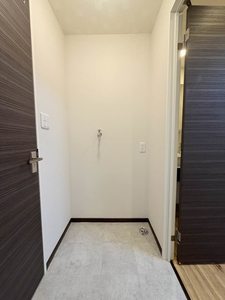 タウニーオリーブ A102号-11