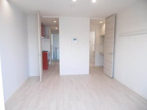 ボンヌ・シャンス参番館 0203号-2