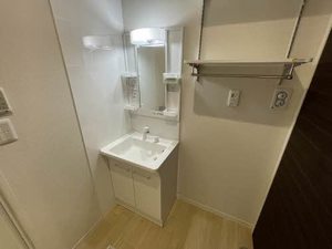 シャーメゾン・レヴィア 0106号-5