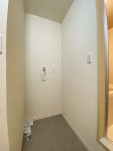 メゾン城ヶ崎 0201号-13