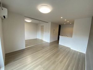 ルピナス　ファースト 0301号-2