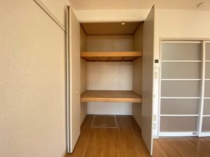 ラフィーネＳＴ B102号-8